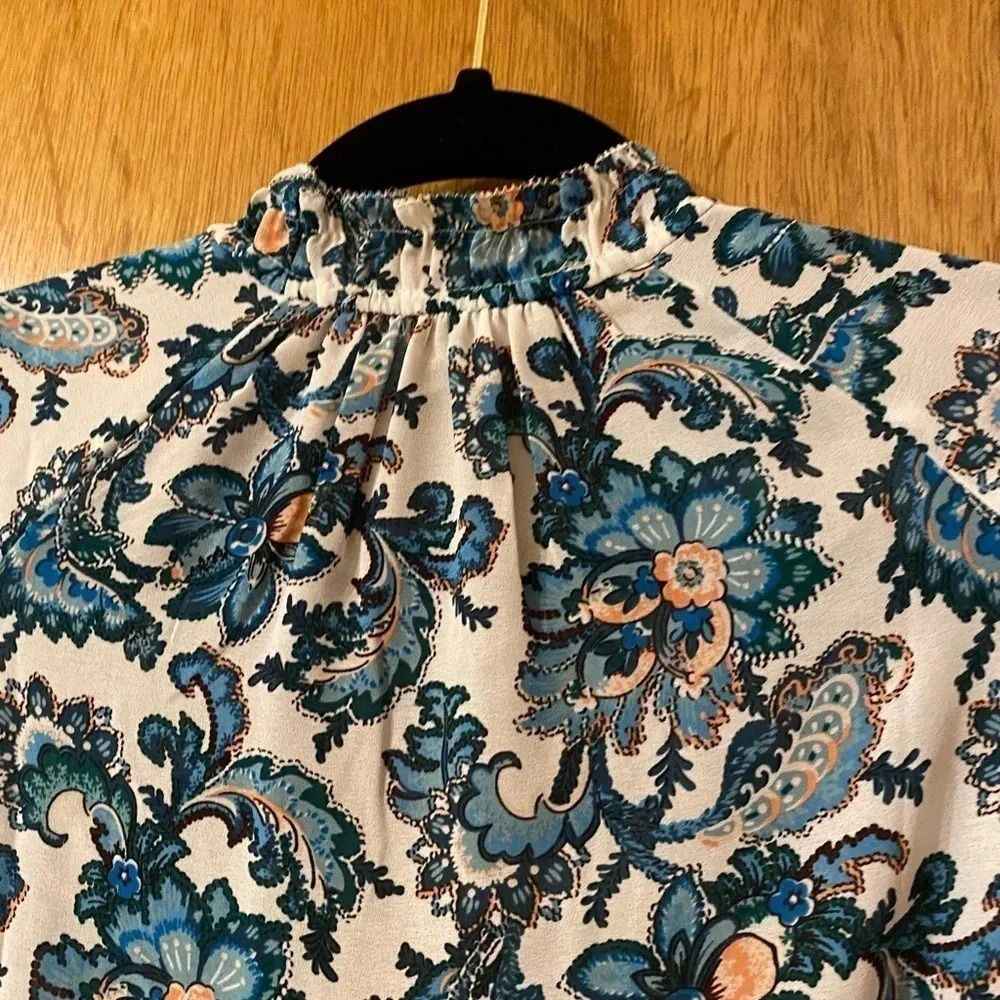 Loft Floral Ruffle Tie V-Neck Long Sleeve Top Size M - Picture 6 of 7